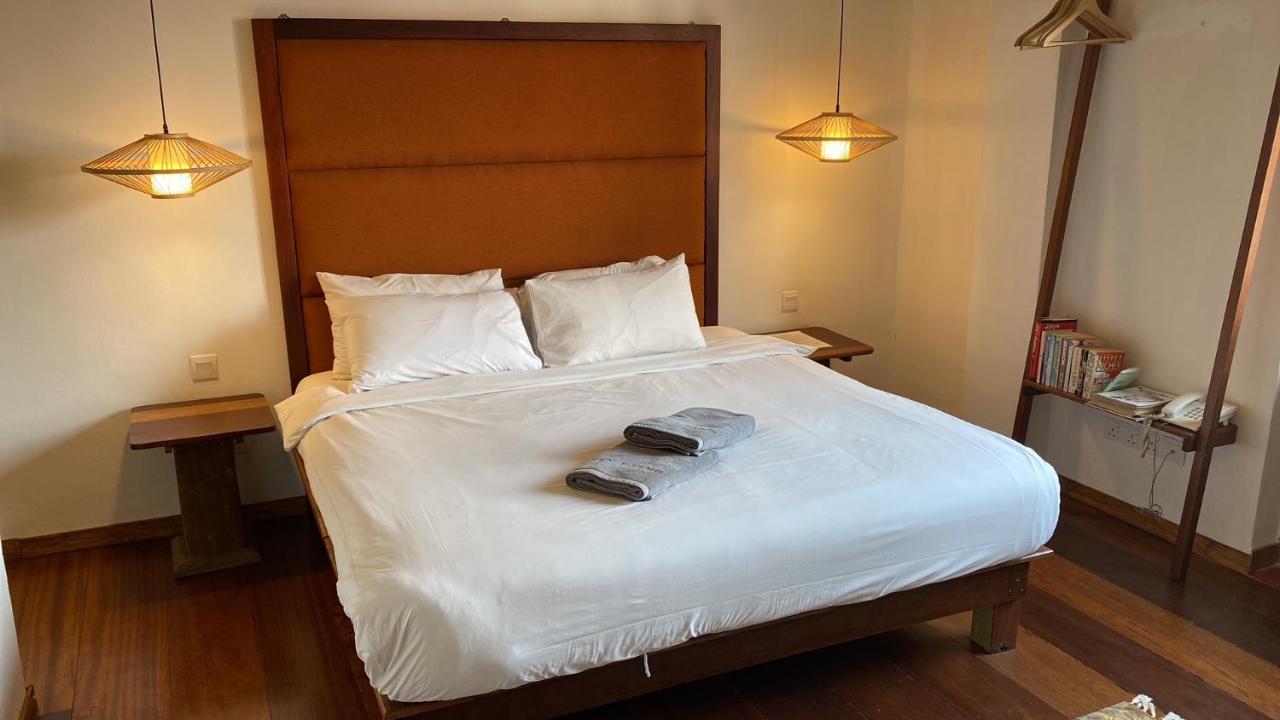 Ren I Tang Heritage Inn George Town Exteriör bild